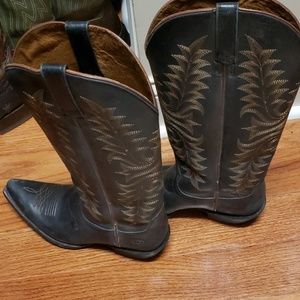 Ariat boots size 7